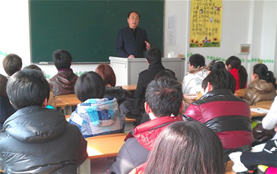 软件学院2010级召开新学期学生会工作会.jpg