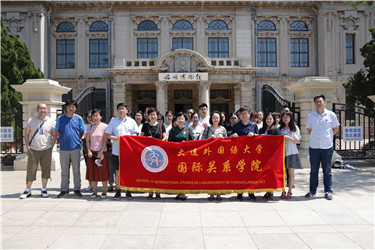 合影2.jpg