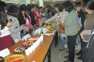 韩国语系成功举办韩式料理大赛2_副本.jpg