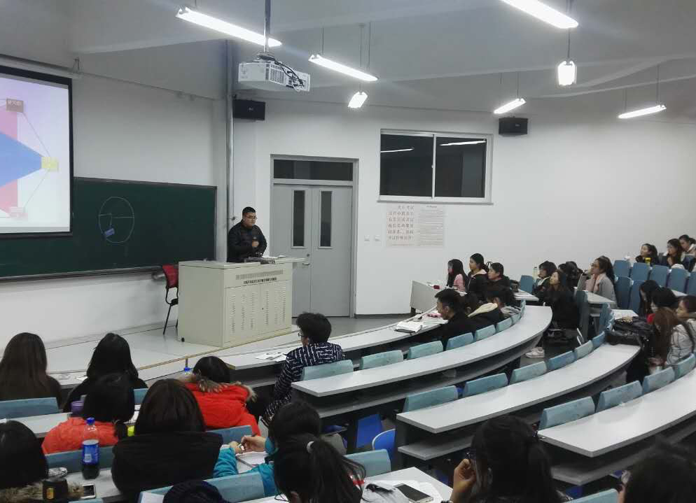张老师1.jpg