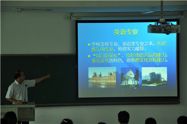 常院长 侧_副本.jpg