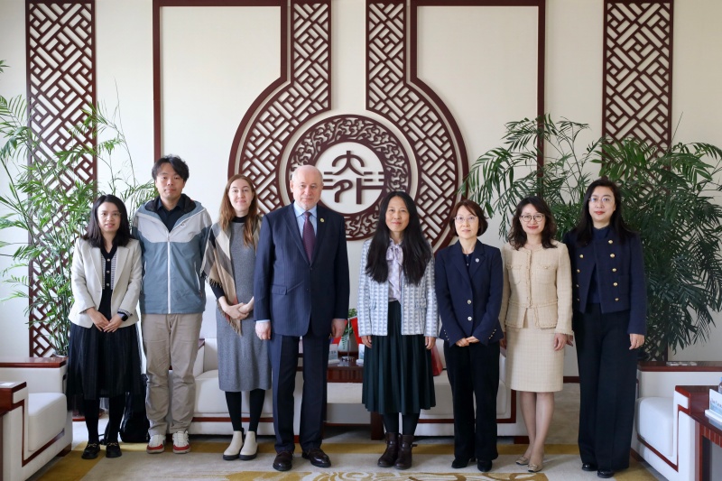 深圳北理莫斯科大学第一副校长谢尔盖·伊万琴科一行访问我校