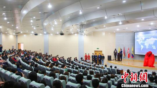 中国新闻网3.jpg