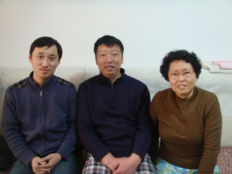 英语刘志 家访.JPG