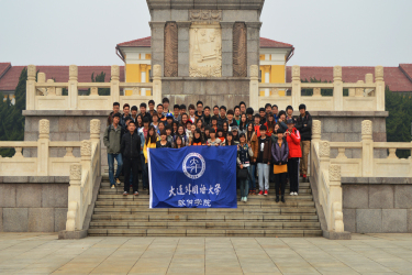旅顺参观.jpg