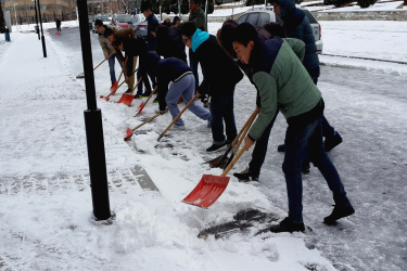 扫雪1.jpg