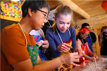 7 学包中国饺子.jpg
