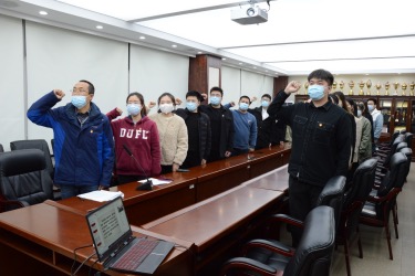 软件学院党委召开疫情防控“三颗心”行动 部署会议