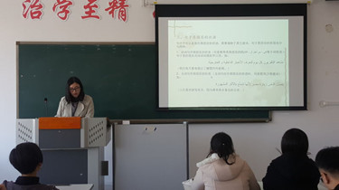 意阿语系研究生秦萱_副本.jpg