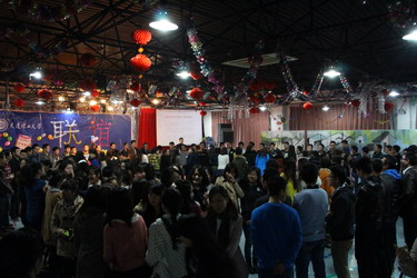 lianyi2.jpg xin.jpg