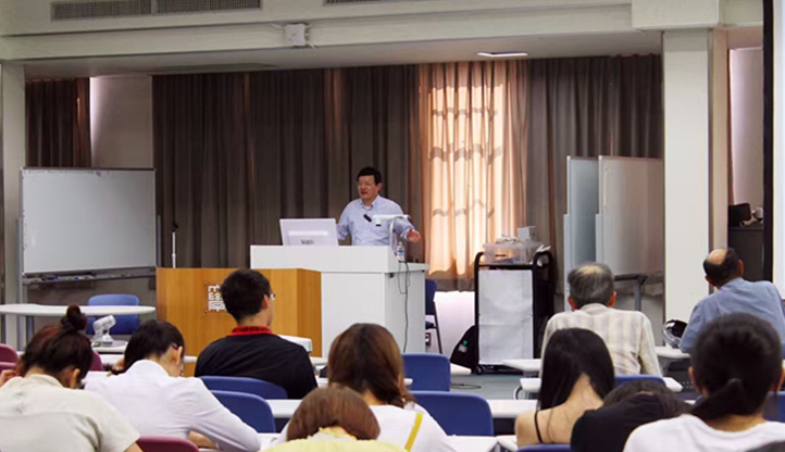 20160722 冈山商科大学7楼  讲座现场1.jpg