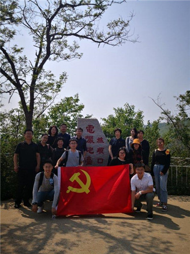 合影2.jpg